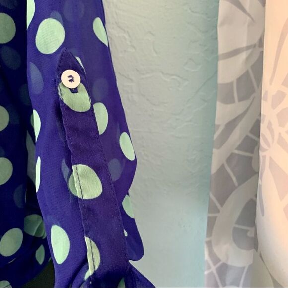 Express Semi Sheer Blue & Mint Green Polka Dot Tie Blouse Size Small/Medium - Picture 6 of 13